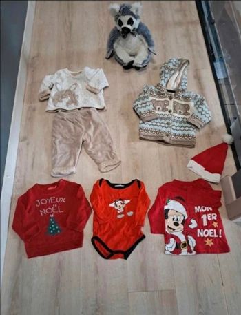 Lot de pulls gilet chaud de noël 6mois neufs