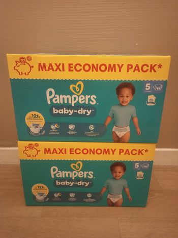 Pampers baby dry taille 5(188 couches)