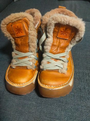 Chaussure fourré fille cuir T 34 ART