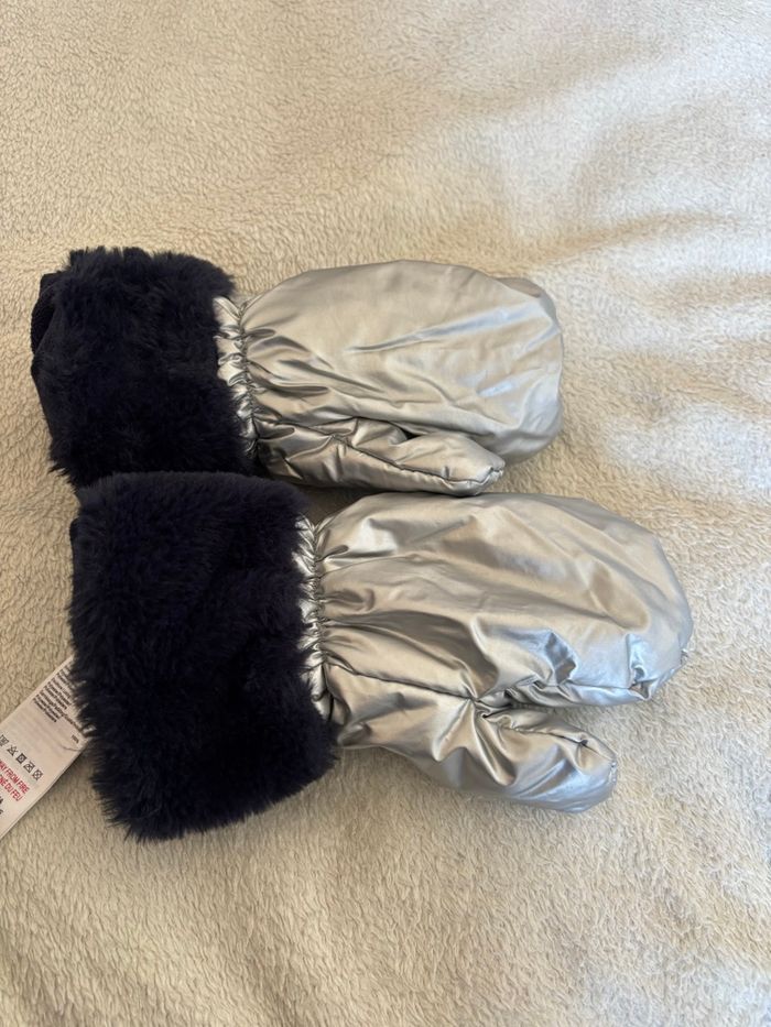 Moufles argentées jacadi neuves taille 2