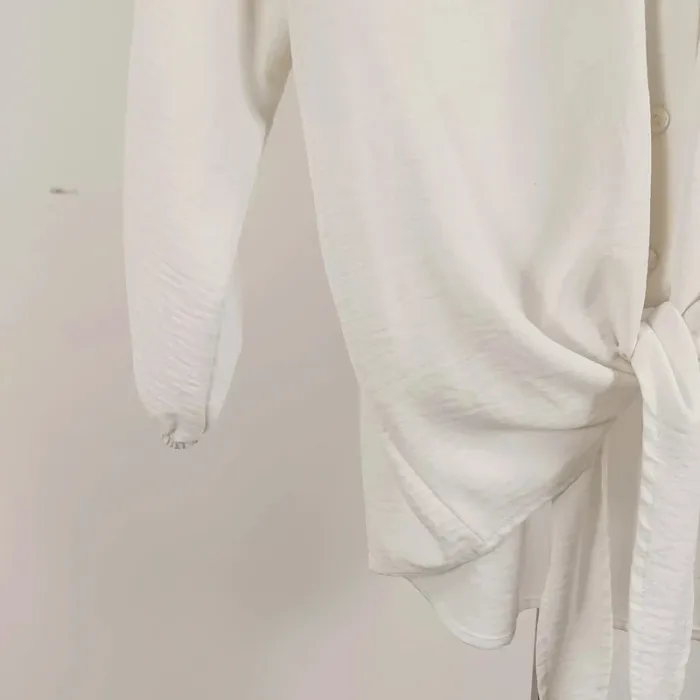 Blouse blanche à nouer - Détail plumetis au dos - Taille 38 A542 - photo numéro 10