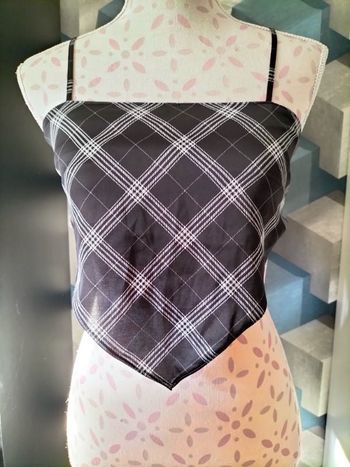 Tee-shirt à bretelles forme foulard H&M