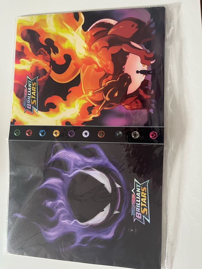 Classeur Pokémon Stars Étincelantes Neuf emballé - photo numéro 4