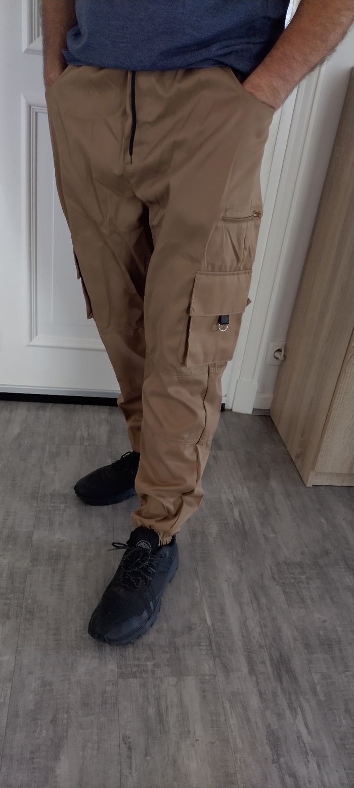 Pantalon cargo Camel