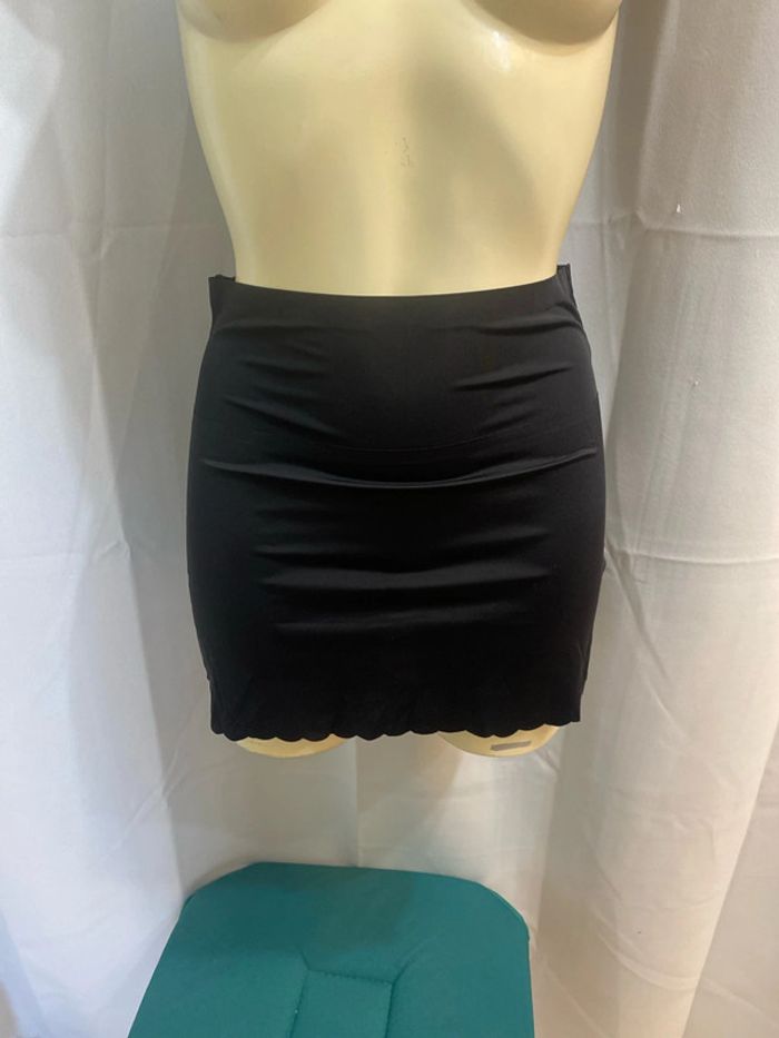 Lot de 2 Panty jupes noir et beige taille XL = 42-44 neufs - n37h - photo numéro 4