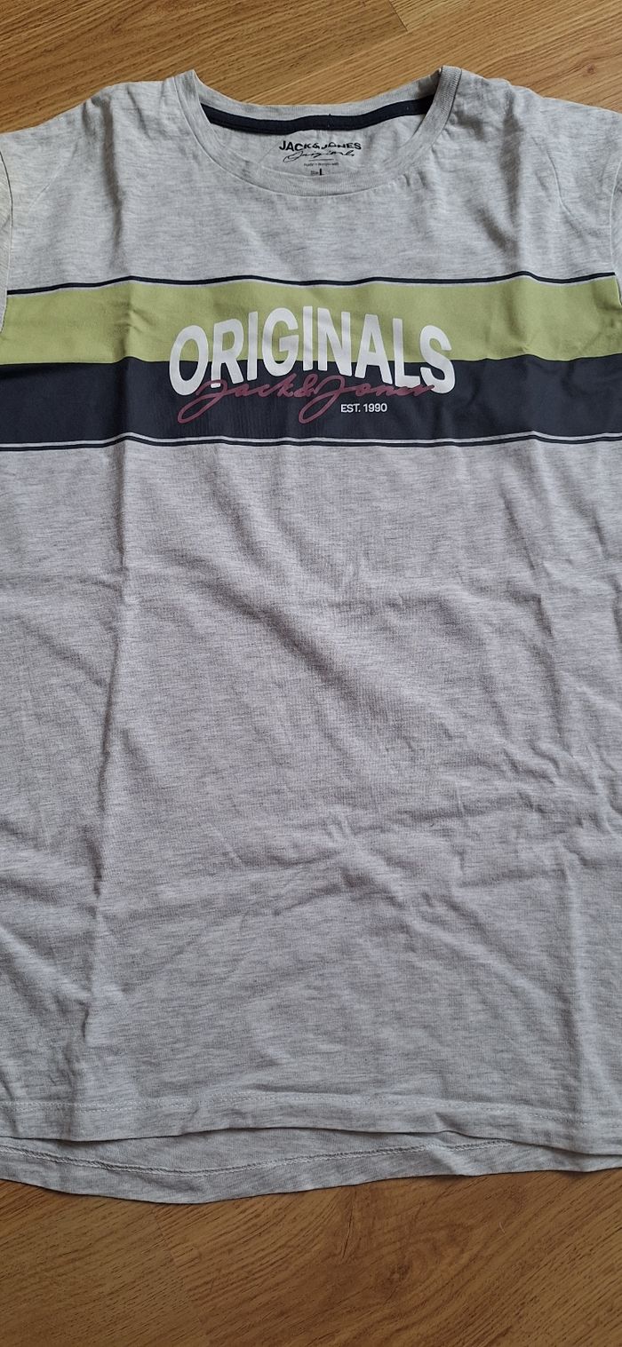 Lot 2 t-shirts - photo numéro 3