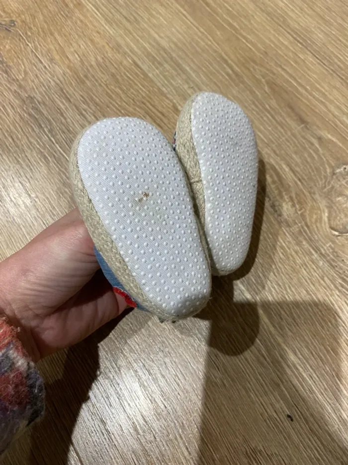 Chaussures bébé - photo numéro 2
