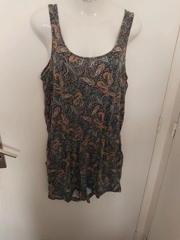 Combi-short Fendu dans le dos taille 46/48