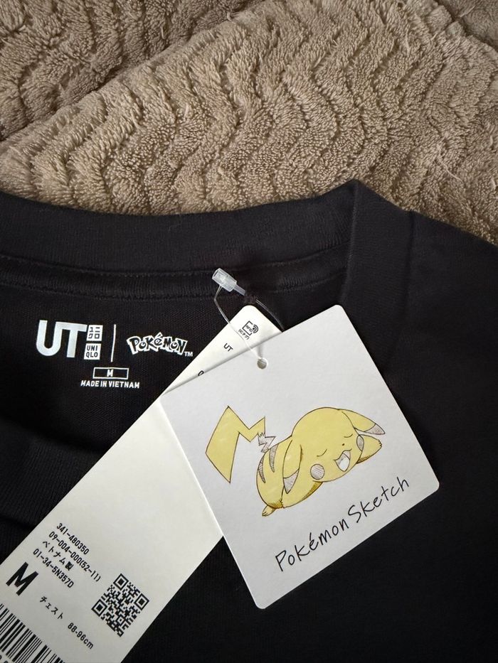T-Shirt Noctali Pokémon x Uniqlo – L’Édition Sombre & Stylée Qui Fait Sensation - photo numéro 5
