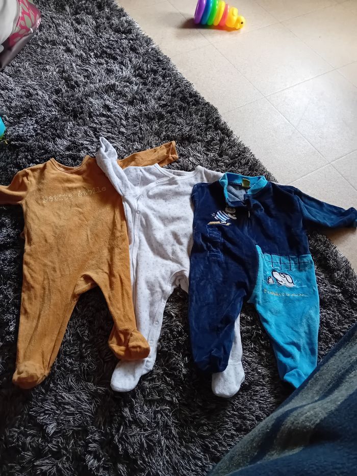 Lot de pyjamas