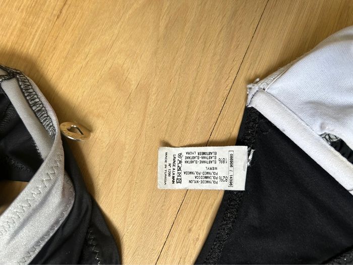 Maillot de bain 2 pièces bandeau noir et argenté - photo numéro 11