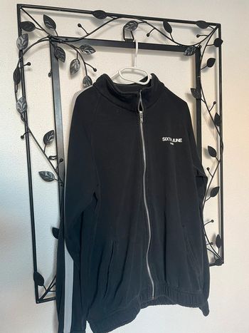 Veste Sixth June
