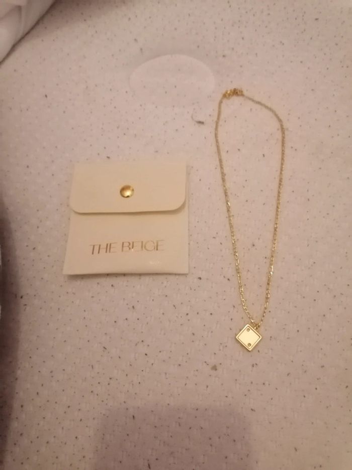 Collier the beige