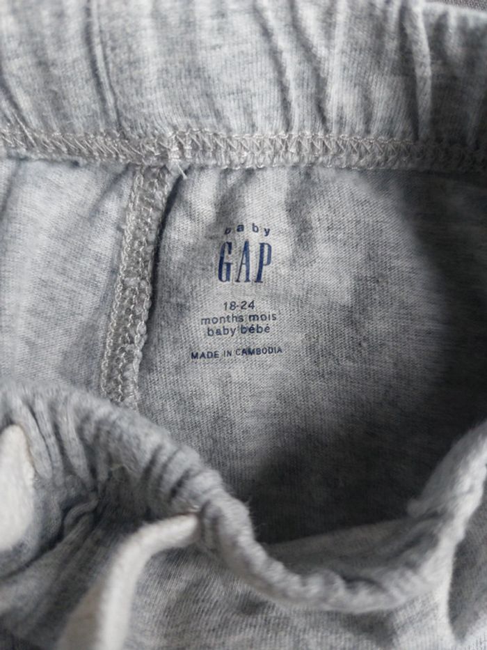 Pantalon GAP taille 18 / 24 mois - photo numéro 3