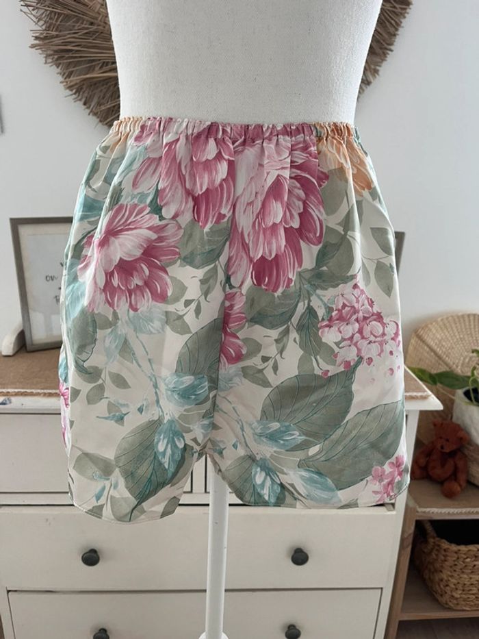 Shorty femme en satin fleuri Phildar 40 /42 - photo numéro 2