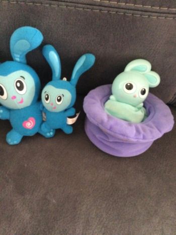 lot 2 jouets jojo  lapin marque ouaps tbe livre sans piles