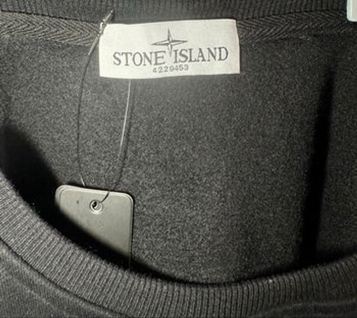 Sweat Stone Island noir badge manche – taille L,  avec certilogo - photo numéro 6