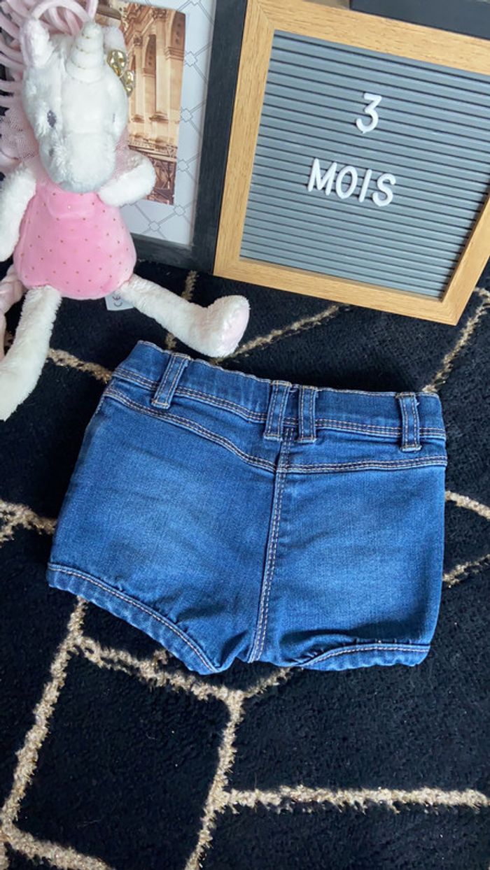Short 3 mois été - photo numéro 2