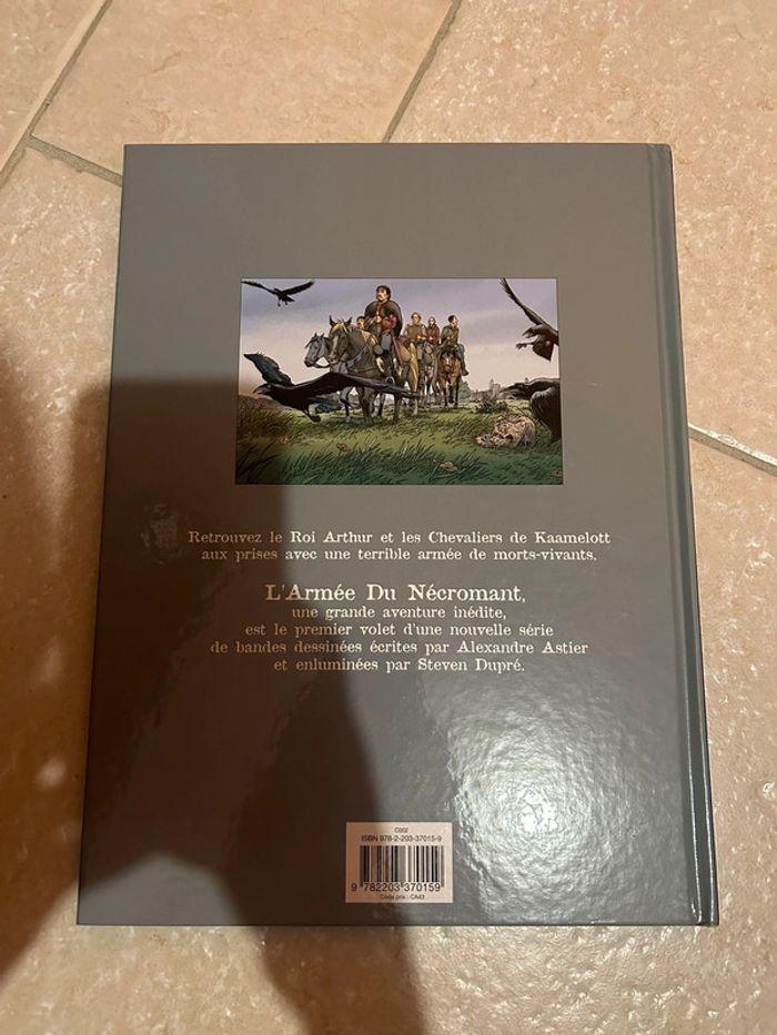 Kaamelott Tome 1 : l'armée du Nécromant - photo numéro 2