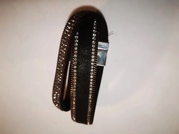 Bracelet double noir et strass