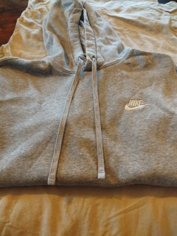 Pull as capuche Nike 