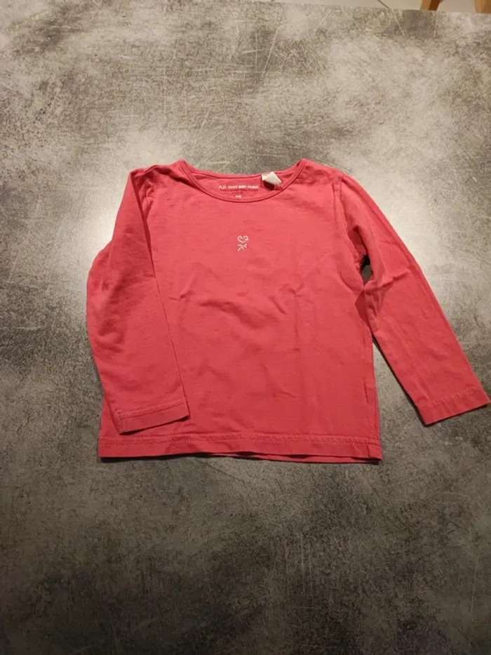 Tee shirt
