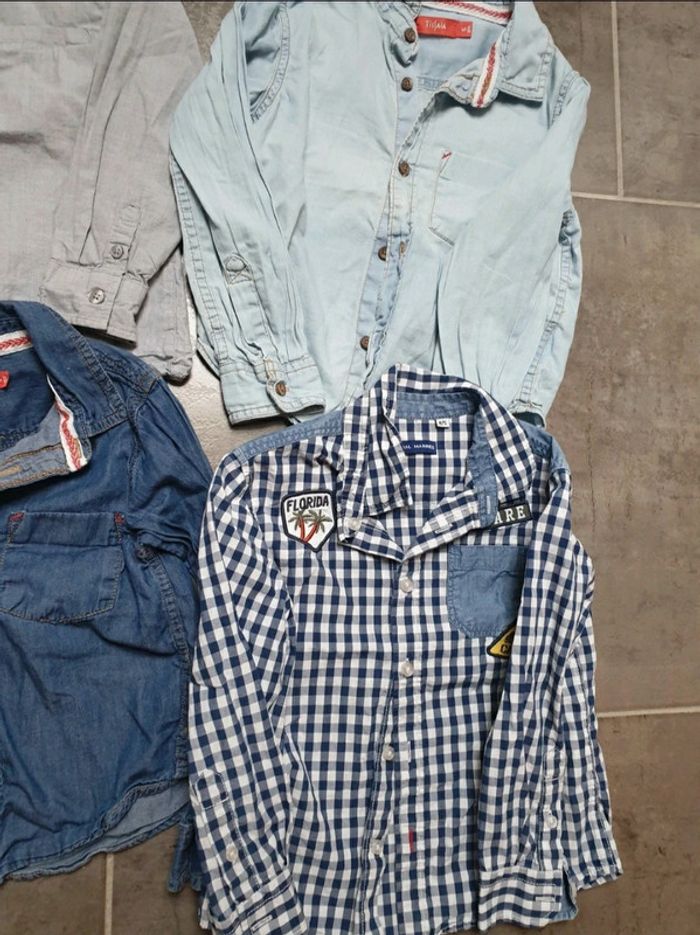 Lot de 4 chemises manches longues garçon taille 5 ans très bon état - photo numéro 3