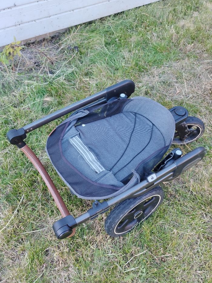 Trop Poussette bébé confort complète bon état - photo numéro 10