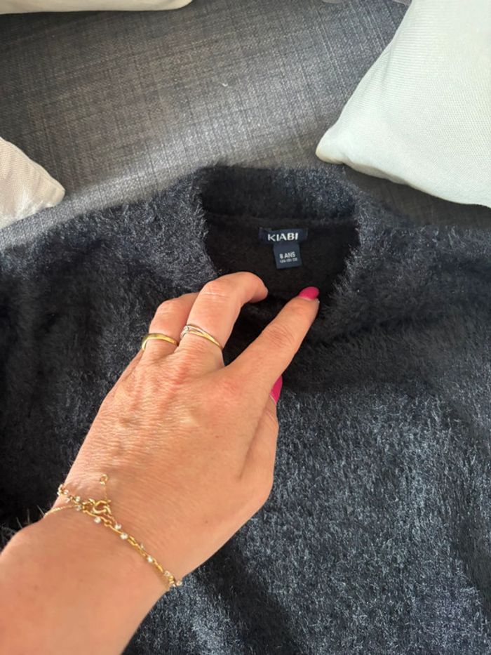 Pull noir - photo numéro 2