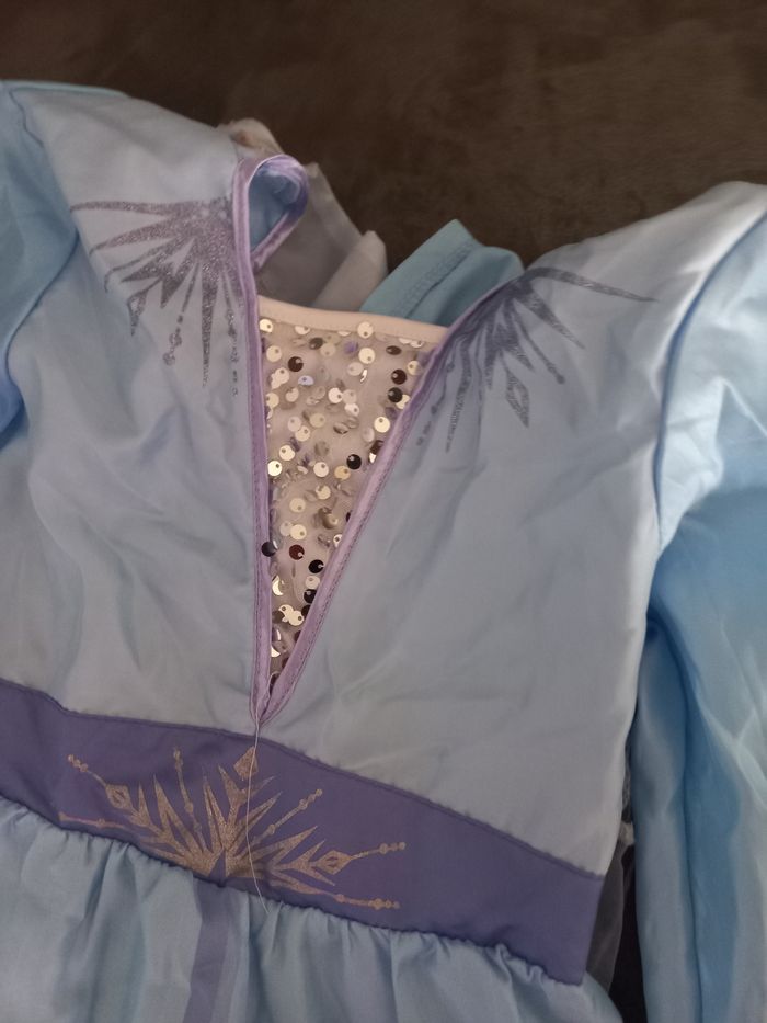 Deguisement elsa reine des neiges 2  environ 8 ans - photo numéro 3