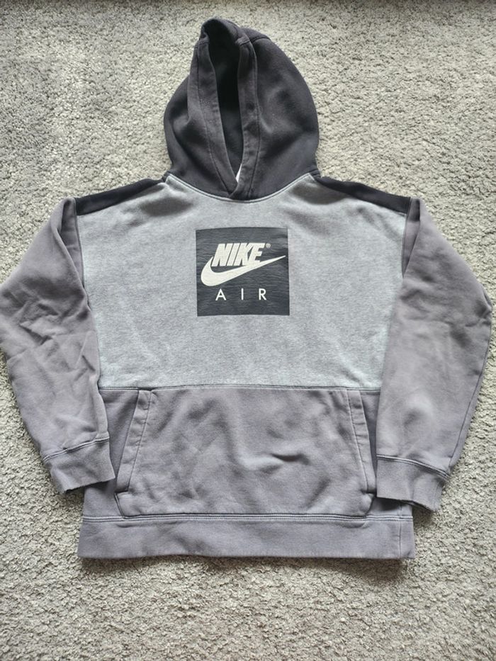 Sweat a capuche Nike Taille 13 ans - photo numéro 2