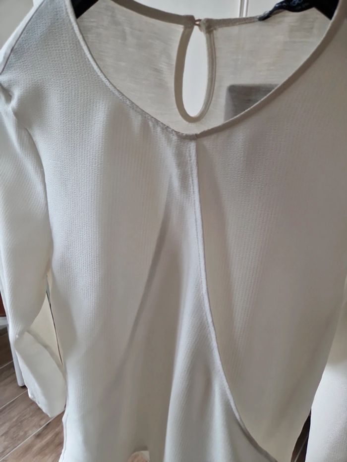 Lot de jupe et blouse🤎🤍 - photo numéro 19