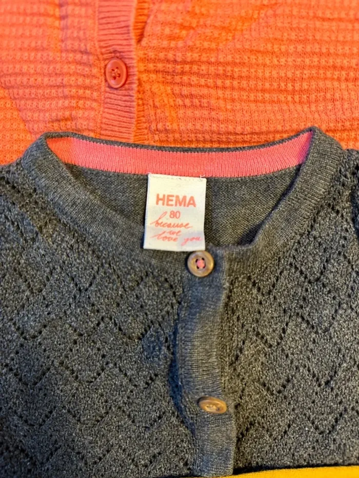 Lot de 5 gilets 18/24 mois - photo numéro 3