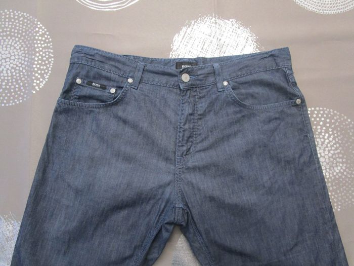 Jean Hugo Boss coupe droite régular Stretch 100% Coton W34 L34 Bleu brut (J140) - photo numéro 4