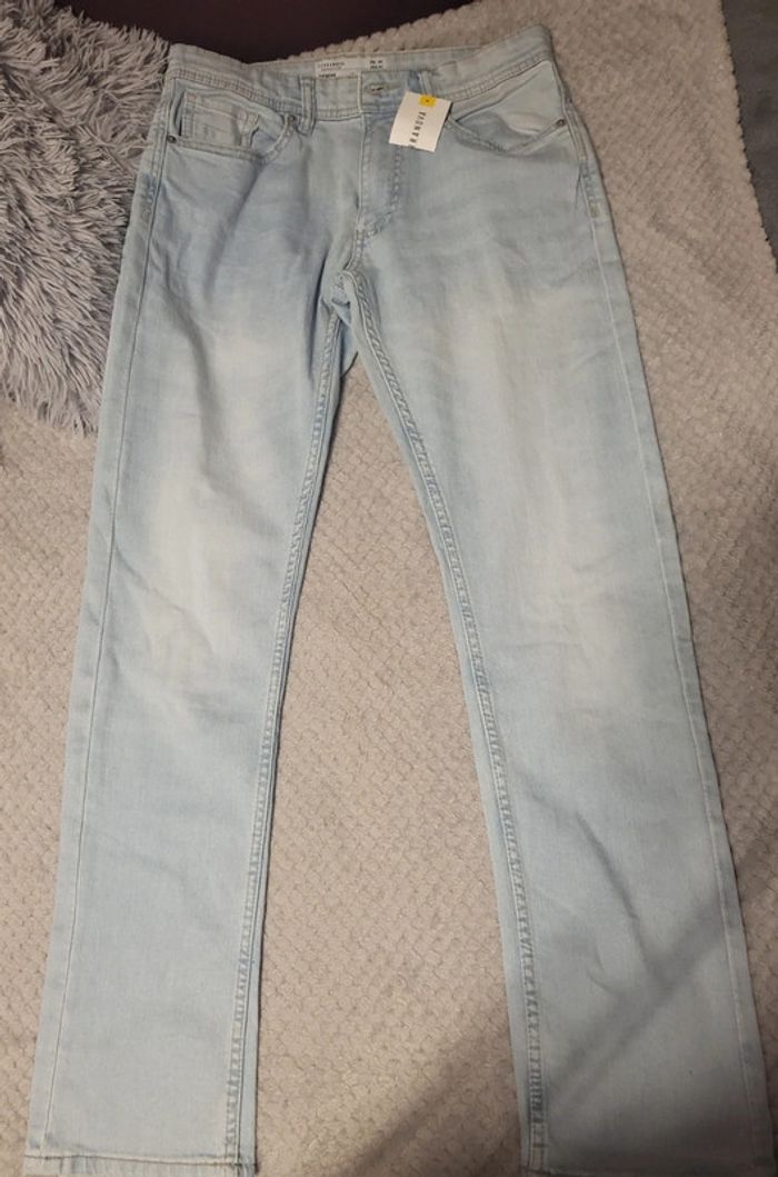 Jeans terranova neuf bleu clair taille italienne 44, FR 40