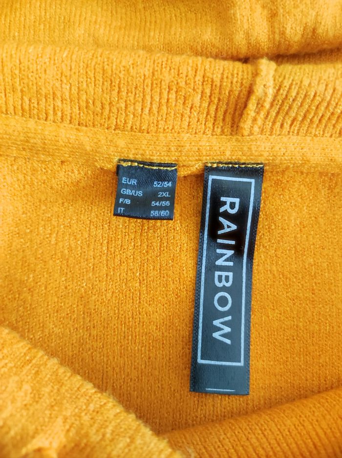 Pull à capuche jaune safran - photo numéro 8