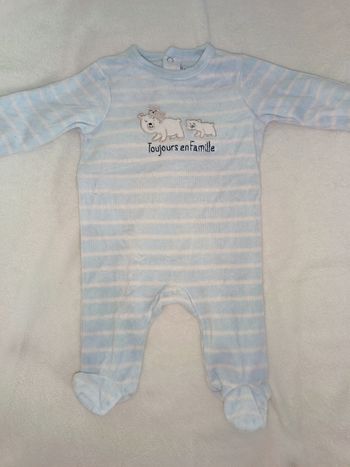 Pyjama bébé