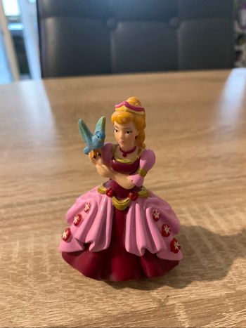 Figurine princesse à l’oiseau Papo