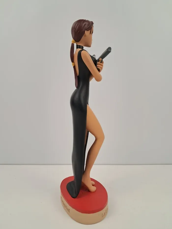 Figurine Tomb Raider Lara Croft - numéro 5 La Dague De Xian Le Manoir De Surrey - photo numéro 5