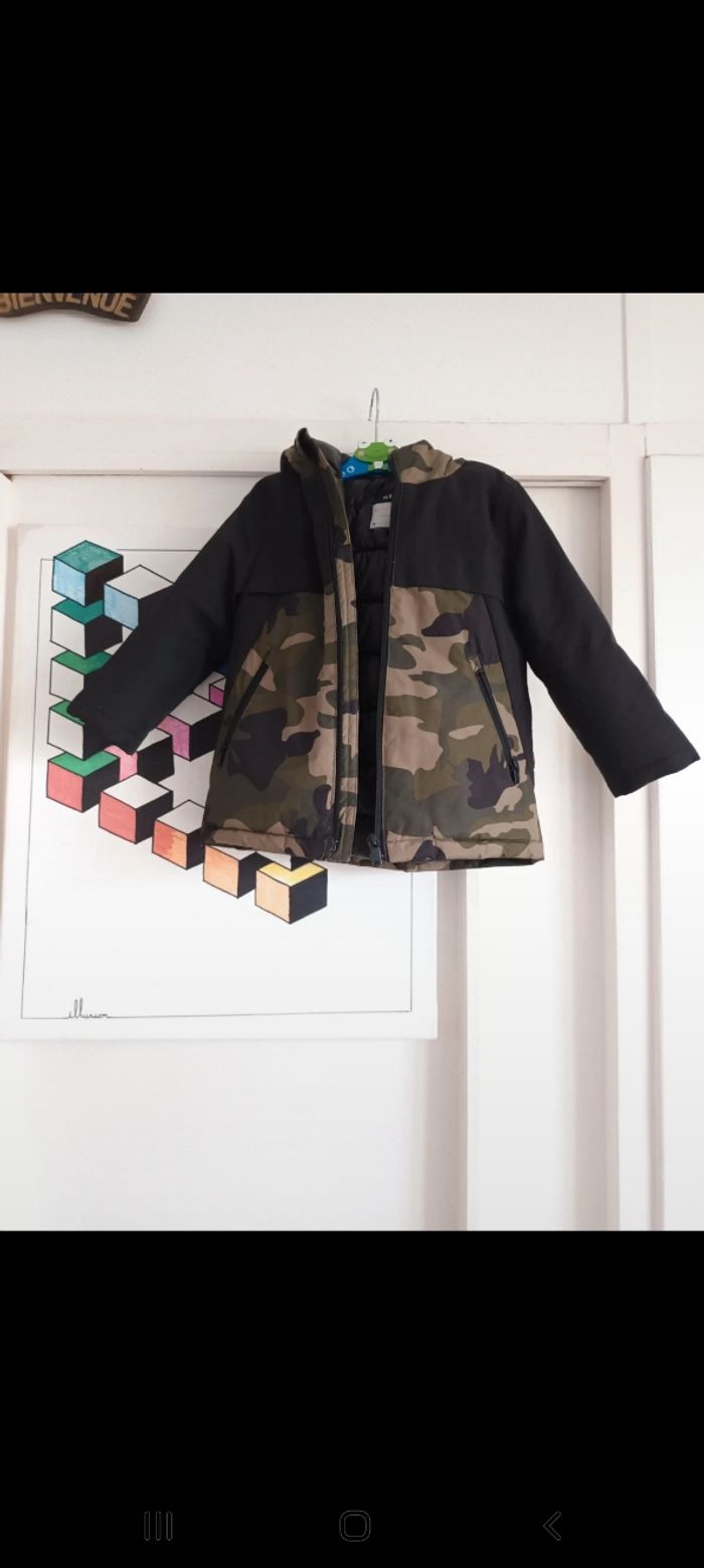 Blouson motif camouflage
