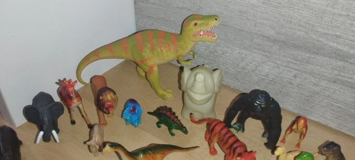 Lot de dinosaures et Lot animaux de la savane - photo numéro 4