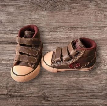 Chaussure fille enfant converse Pointure 20