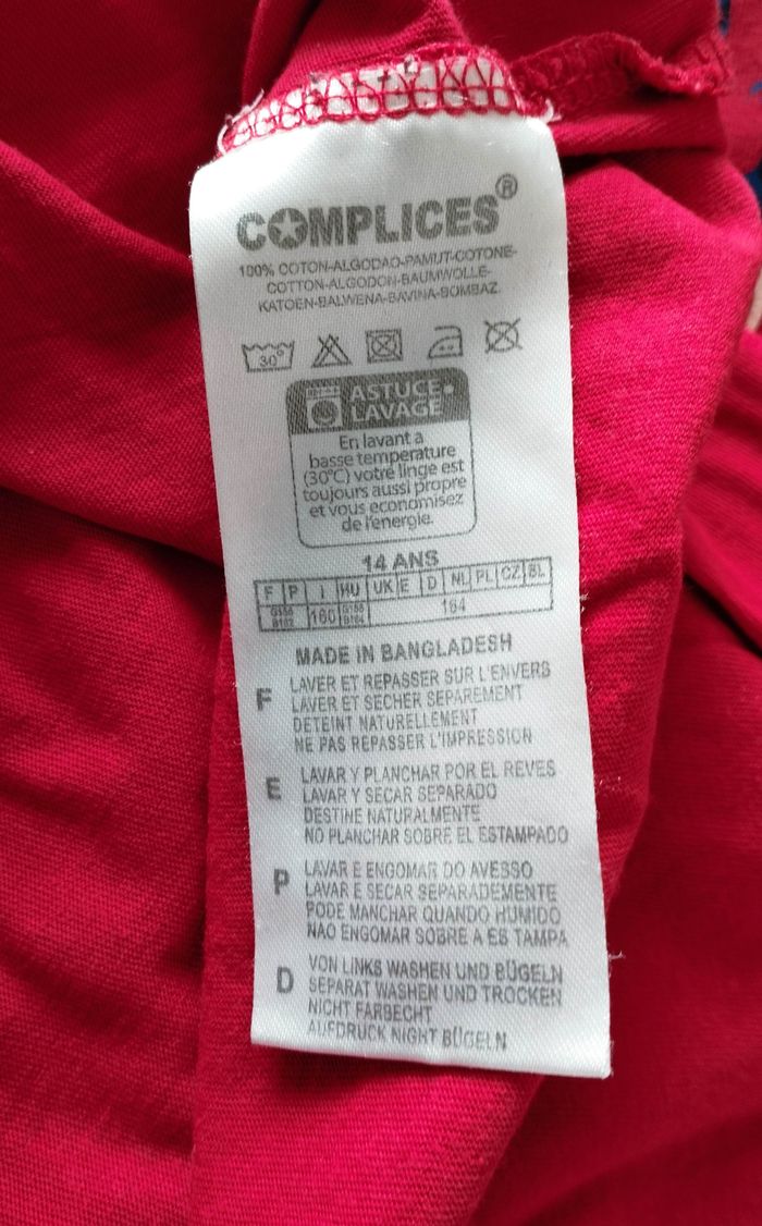 T-shirt rouge manches longues - photo numéro 4