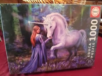 Puzzle 1000p. Dame à licorne Anne Stokes