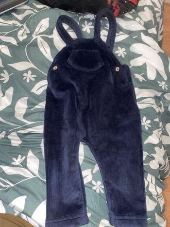 Salopette en velours petit garçon