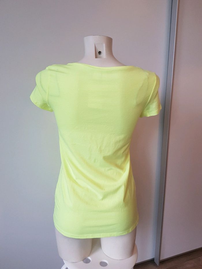 H&M - T-shirt - Neuf ! - photo numéro 3