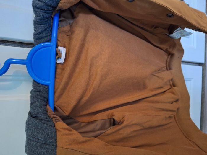 Blouson garçon à capuche . Entre saison - Taille 6 ans - photo numéro 5