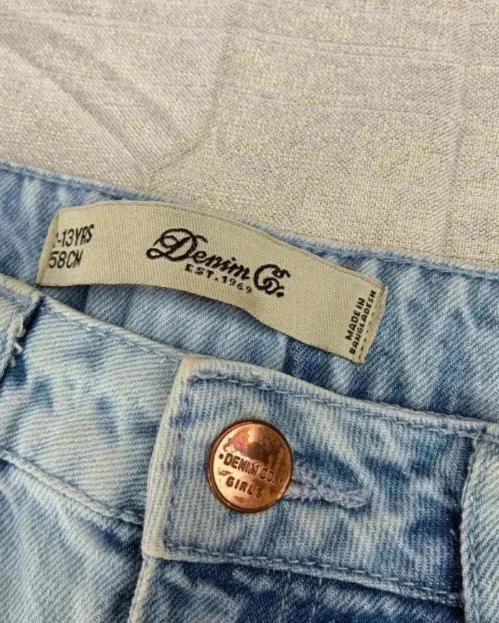 Short fille 12/13 ans – Denim Co – Jean & dentelle – Très bon état - photo numéro 2