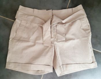 Short femme taille 40
