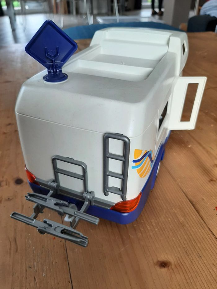 Playmobil camping-car blanc et bleu - photo numéro 4